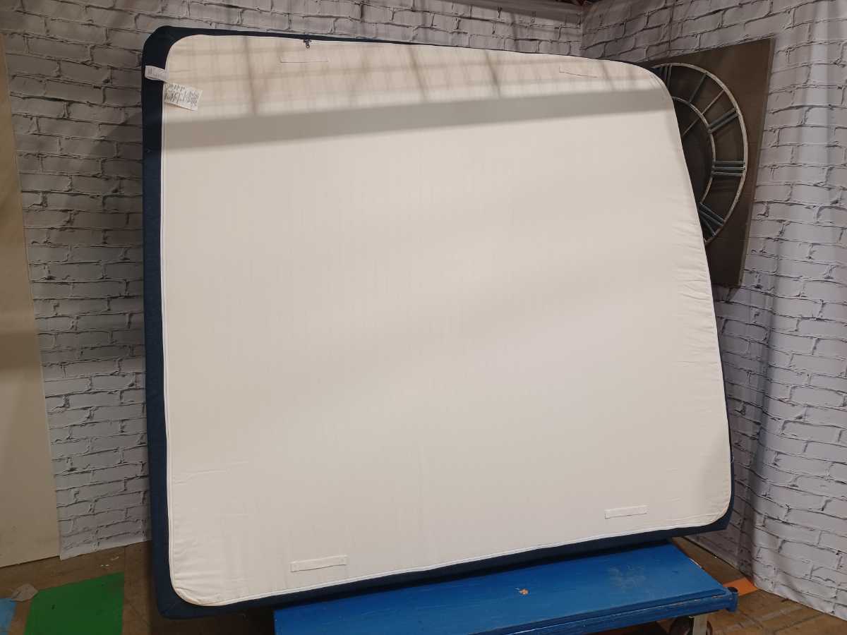 Tempur-Pedic LuxeAlign Firm 13 Inch Mattress - King - Gallery Image 3
